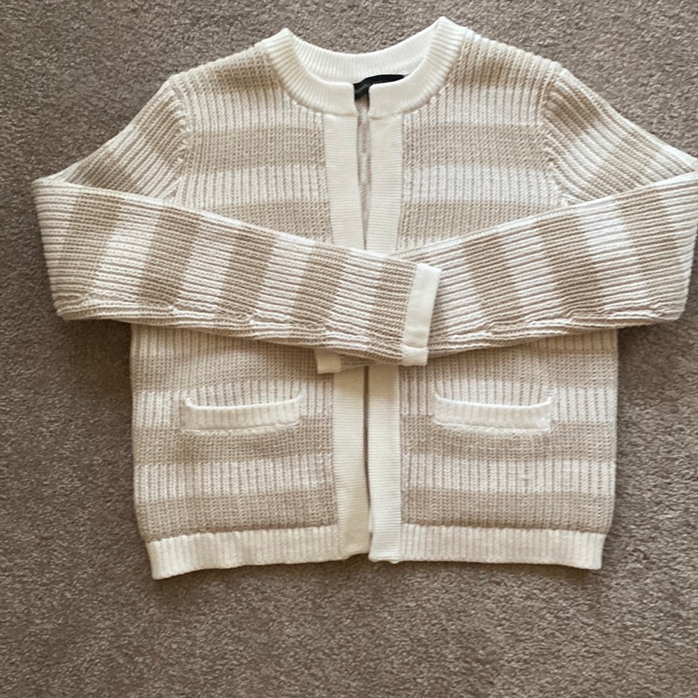 Classy cropped cardigan with subdued cream and oatmeal stripes. NEVER WORN